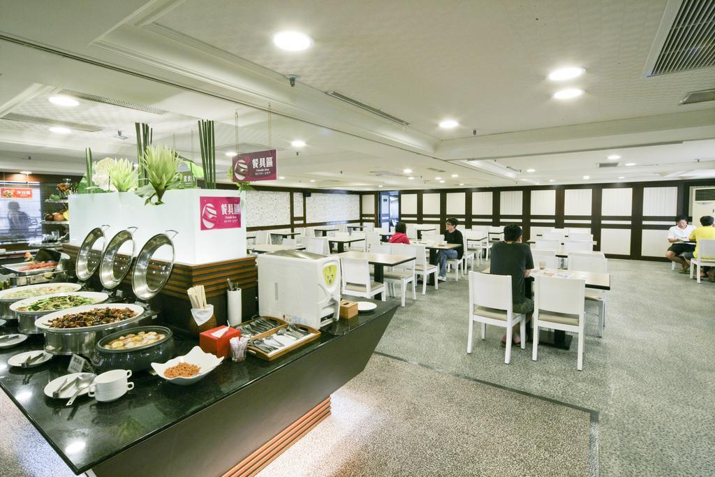 Cambridge Tainan Hotel Eksteriør bilde