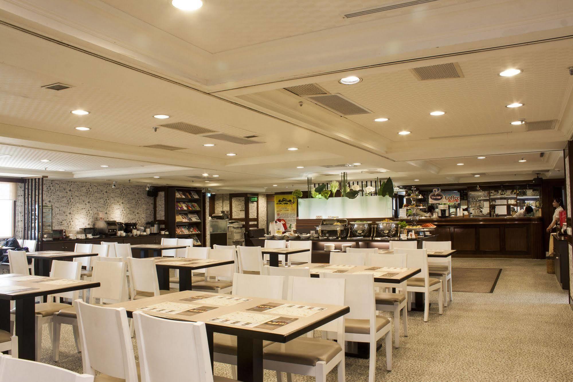 Cambridge Tainan Hotel Eksteriør bilde