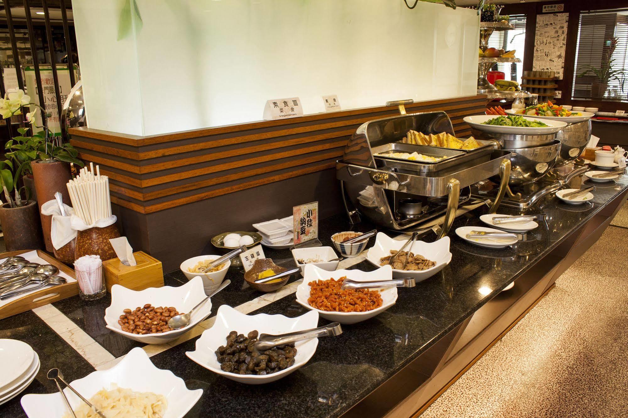 Cambridge Tainan Hotel Eksteriør bilde